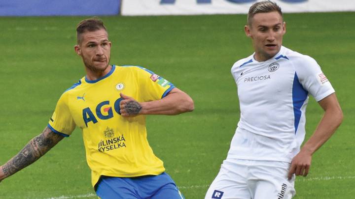 Hoy volvi el ftbol en Chequia