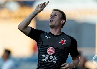 El Slavia se reencuentra con la Liga y con el triunfo