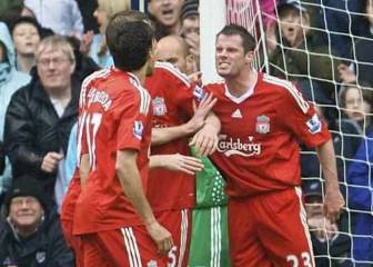 El día que Carragher cruzó la línea y casi pega a Arbeloa