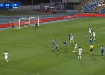 Una joya de la cantera del Madrid marca un gol de museo en Polonia: el efecto del balón es hipnótico...