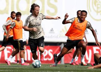 Zidane organiza un 12vs12 en su primer día con el grupo