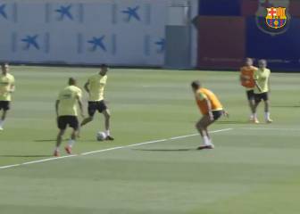 Cosas que ni por asomo creerías ver en el fútbol: Busquets rompiendo a Piqué en velocidad...