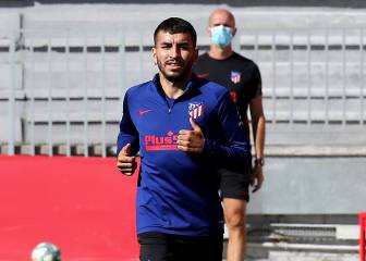 Correa vuelve al césped
y Simeone cambia su once