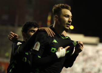 Oficial: el Betis amplía el contrato de Loren hasta 2024