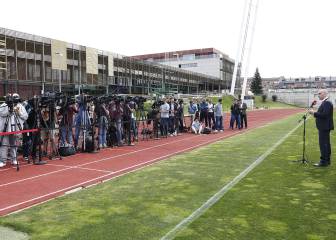 La RFEF firma con China para exportar fútbol marca España