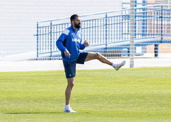 El Lega ensaya por última vez en Butarque atento a Óscar y Siovas