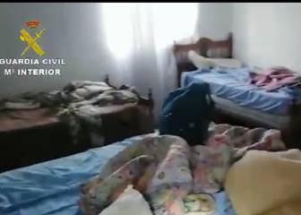 Liberados siete futbolistas que fueron obligados a mendigar y prostituirse