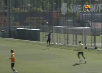 Lionel Messi scores fabulous training-ground chip