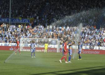 El Alavés-Espanyol de los 30 grados y del bochorno