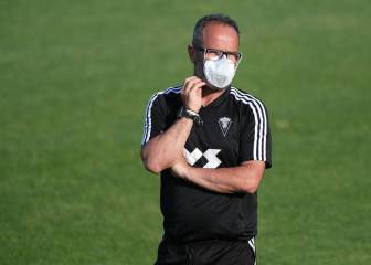 Álvaro Cervera, a punto de renovar con el Cádiz hasta 2024