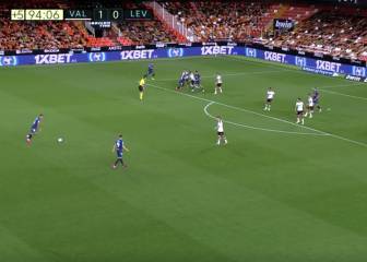 Diakhaby y un penalti que es el colmo de lo innecesario: vean lo que hizo en el 95'...