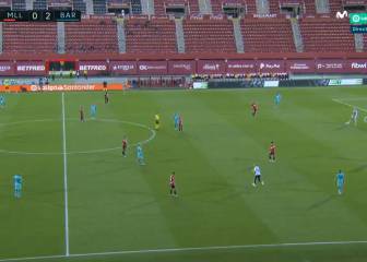 'Spain is different': partido a puerta cerrada y... ¡aparece un espontáneo a por Messi!