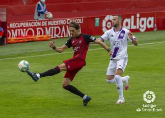 El Mirandés se lleva una victoria sufrida con uno menos