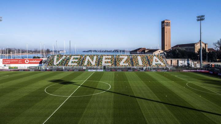 Positivo un jugador del Venecia: peligra el partido del sbado