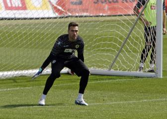 El Murcia busca una salida a Lejárraga y piensa en Falcón, del Hércules