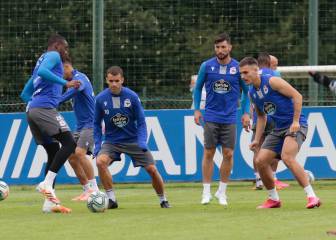 Mujaid y Mollejo apuntan al once del Deportivo ante el Oviedo