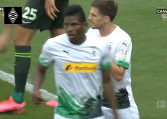 El Gladbach se impone con autoridad al Wolfsburgo