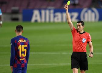 Tsunami de tarjetas en el Barça