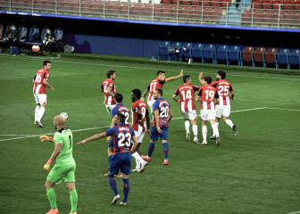 El colegiado debió anular el gol de Villalibre, según Iturralde