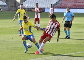 1x1 del Almería: desquiciados con Arcediano Monescillo