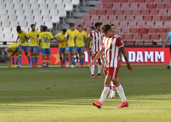 El Almería se estrella contra Rubén Castro y el árbitro