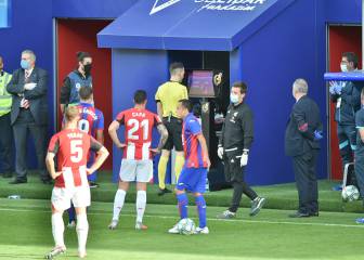 El VAR bate su récord de visitas al monitor y de penaltis