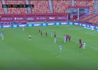 Van a ver uno de los mejores goles de falta del lustro: lo de Óscar es una bellísima locura