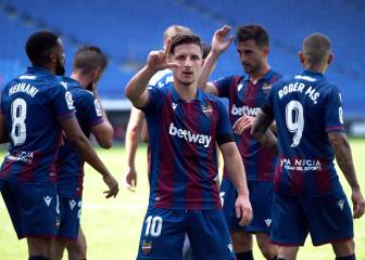 El Levante se salva, el Espanyol se hunde