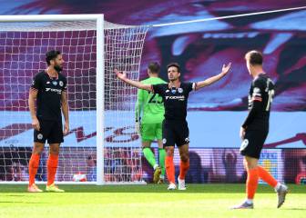 Azpilicueta hace magia en dos minutos para que el Chelsea gane