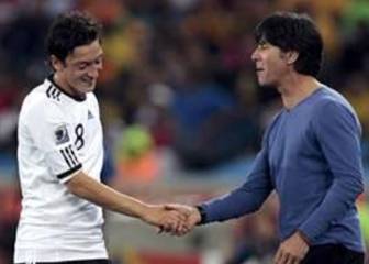 Löw quiere que Özil sea su Xavi
