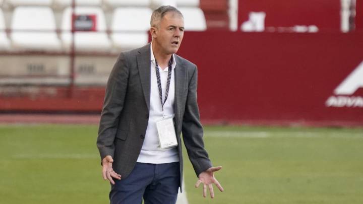 El Albacete estudia quejarse ante la Liga por los horarios