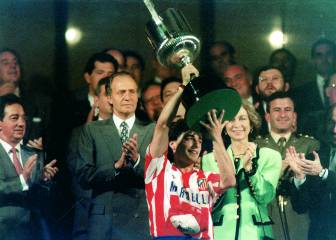 Los jugadores del Atlético de la histórica Copa del 92 ganada al Real Madrid
