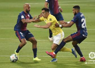 Okazaki adelanta al Huesca