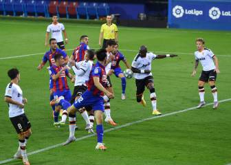 Kondogbia alivia al Eibar y complica Europa al Valencia