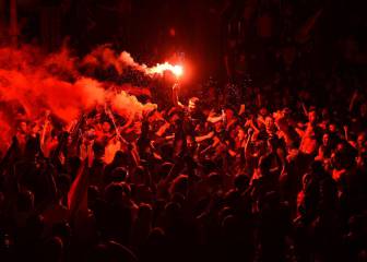 Liverpool escenifica el fracaso del confinamiento: miles de hinchas abarrotan las calles