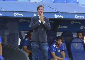 El Almería destituye a Guti