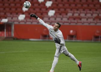 El Oviedo quiere crecer desde atrás