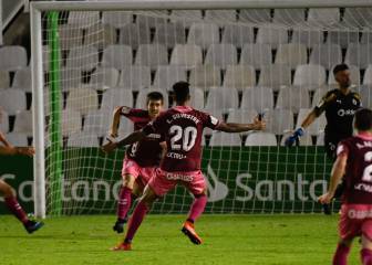 Jimémez da aire al Albacete y ahoga más al Racing