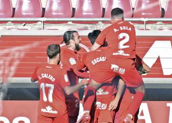 Higinio saca al Numancia del descenso y mete al Oviedo