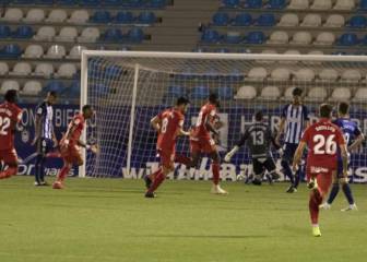 El Fuenlabrada aprovecha la desconexión berciana