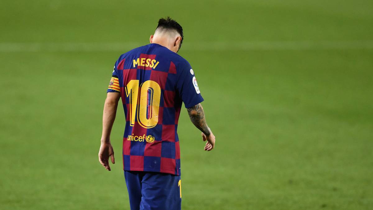 Messi halts renewal talks and wants to leave Barcelona in