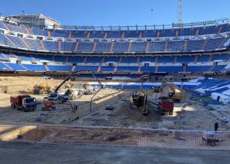 Burgess presume de cómo va el nuevo césped del Bernabéu