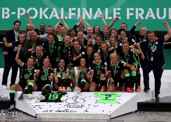 El Wolfsburgo firma el doblete al ganar la Pokal en los penaltis