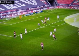 El fuera de juego de Raúl García no invalida el penalti de Sergio Ramos