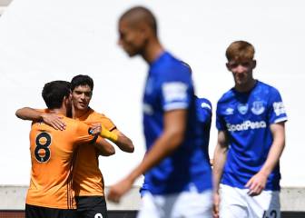 Raúl Jiménez guía el triunfo del Wolves ante el Everton