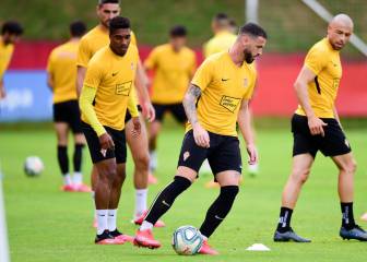 Los equipos menos goleados de la liga se miden en El Molinón