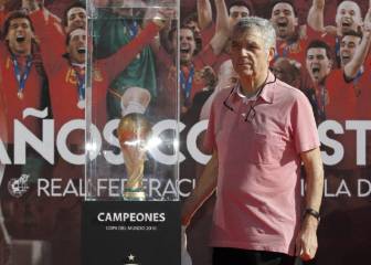 De Villar se acordó Del Bosque y de Manolo el del bombo, ni el Tato