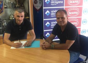 El Alcoyano renueva a Parras antes de jugar el playoff