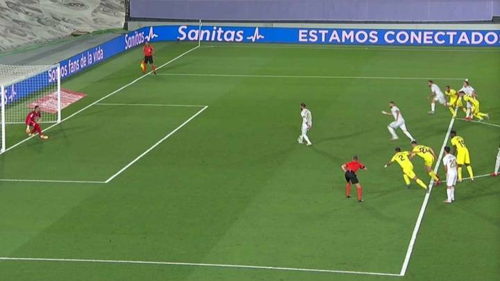 El Real Madrid sí debía repetir el penalti, según Iturralde