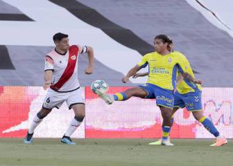 Advíncula frustra al Rayo